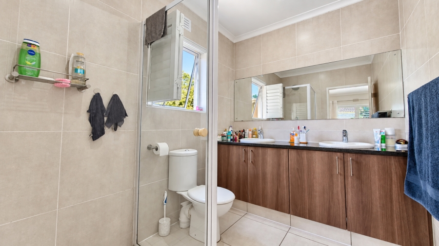 To Let 3 Bedroom Property for Rent in Sunningdale Western Cape